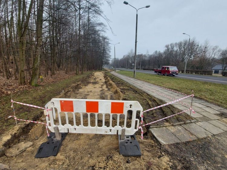Ulica Północna: powstaje nowy chodnik i trasa rowerowa, Izabela Grela/UM Jastrzębie-Zdrój