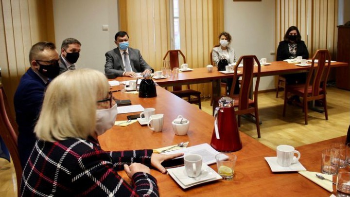 Śląski Okrągły Stół – samorządowcy spotkali się z ministrem Soboniem, materiały prasowe