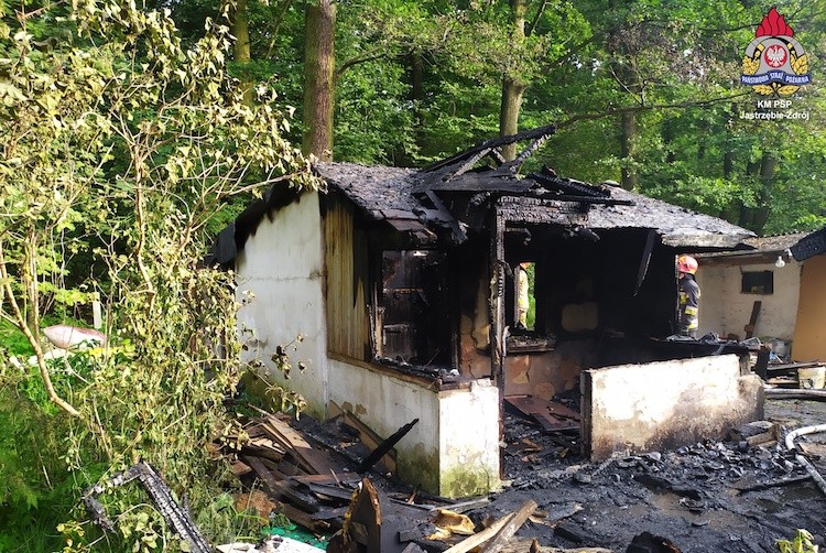 Ogień dokonał spustoszenia na Podhalańskiej, PSP Jastrzębie-Zdrój