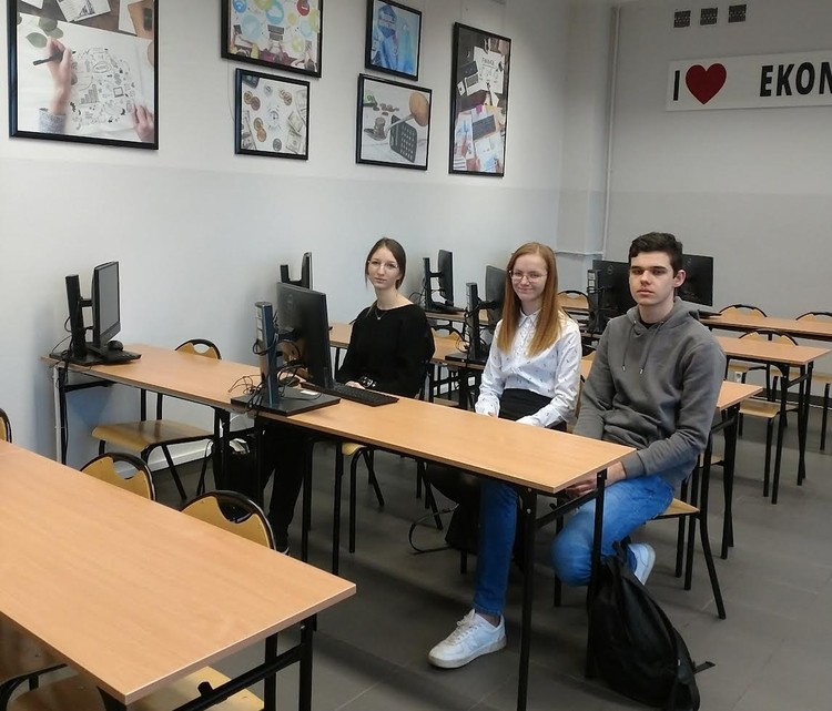 Uczniowie z Jastrzębia najlepsi na Śląsku, ZUS