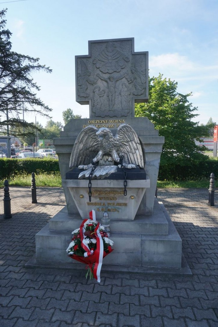 100-lecie wkroczenia Wojska Polskiego. Prezydent złożyła kwiaty pod pomnikiem, 