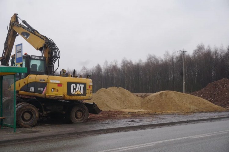 Libowiec: postępuja prace przy budowie chodnika i ścieżki rowerowej, UM Jastrzębie