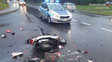 Jastrzębie-Zdrój: osobówka uderzyła w skuter. Motorowerzysta trafił do szpitala