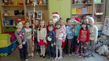 Mikołaj i jego przyjaciele odwiedzili dzieci z Przedszkola nr 6