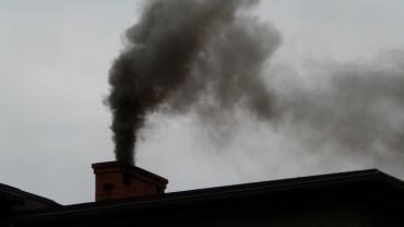 Co rząd powinien zrobić na rzecz walki ze smogiem? Mówią nasi parlamentarzyści
