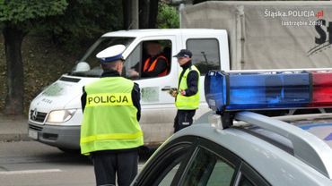 Policjanci z drogówki kontrolują dziś autokary i samochody ciężarowe