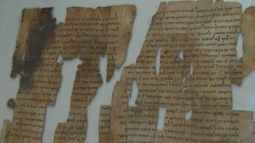 Jastrzębie: w bibliotece odkryją tajemnice skrywane przez rękopisy z Qumran