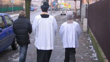 Księża w Jastrzębiu już chodzą po kolędzie. Dlaczego tak szybko?