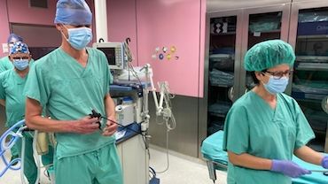 Pierwsza na Śląsku wieża laparoskopowa do zabiegów urologicznych, wykorzystującą technologię 3D w WSS Nr 2