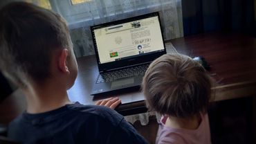 Policja apeluje do rodziców: dbaj o bezpieczeństwo dzieci w sieci!