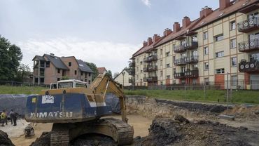 Trwa budowa nowego bloku w Zdroju