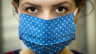 Minister Zdrowia: od marca mniej restrykcji, ale maski zostaną