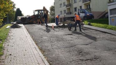 Remont drogi na ul. Karola Miarki. Będzie nowy asfalt i kostka brukowa