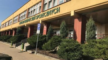 ZUS wypłaci renty wdowie, 916 tys. wniosków już złożonych