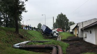 Wypadek na skrzyżowaniu ul. Armii Krajowej z Kasztanowa