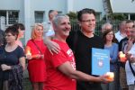 Mieszkańcy zapalili świece przed Sądem Rejonowym w Jastrzębiu-Zdroju, pww