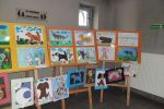 W urzędzie miasta trwa wystawa na temat relacji człowieka ze zwierzętami, Stowarzyszenie Na Rzecz Dzieci Niepełnosprawnych i Ich Rodziców „Tęcza”