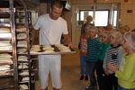 Jak wygląda praca piekarza? Dzieci z SP 15 z wizytą w piekarni, materiały prasowe ZS 13 Jastrzębie-Zdrój