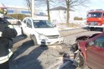 Dwa samochody zderzyły się czołowo na ul. Gagarina, PSP w Jastrzębiu-Zdroju