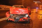 Samochód osobowy zderzył się z autobusem. Trzy osoby trafiły do szpitala, KMP w Jastrzębiu-Zdroju