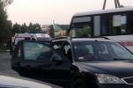 Przed zajezdnią doszło do kolizji autobusu, dwóch samochodów i skutera, Jastrzębie-Zdrój- informacje drogowe 24h