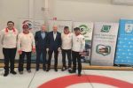 W Pawłowicach otwarto nowy tor curlingowy. Wstęgę przeciął sam Apoloniusz Tajner, 