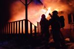 Nocny pożar w Jastrzebiu-Zdroju. Domek letniskowy doszczętnie spłonął, 