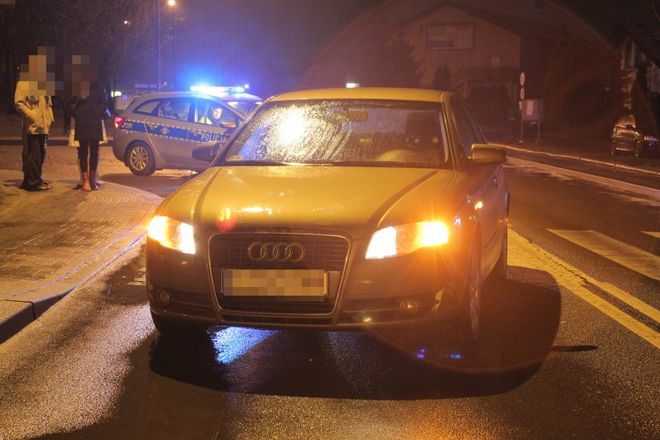 63-latek znalazł się pod kołami samochodu, KMP w Jastrzębiu-Zdroju