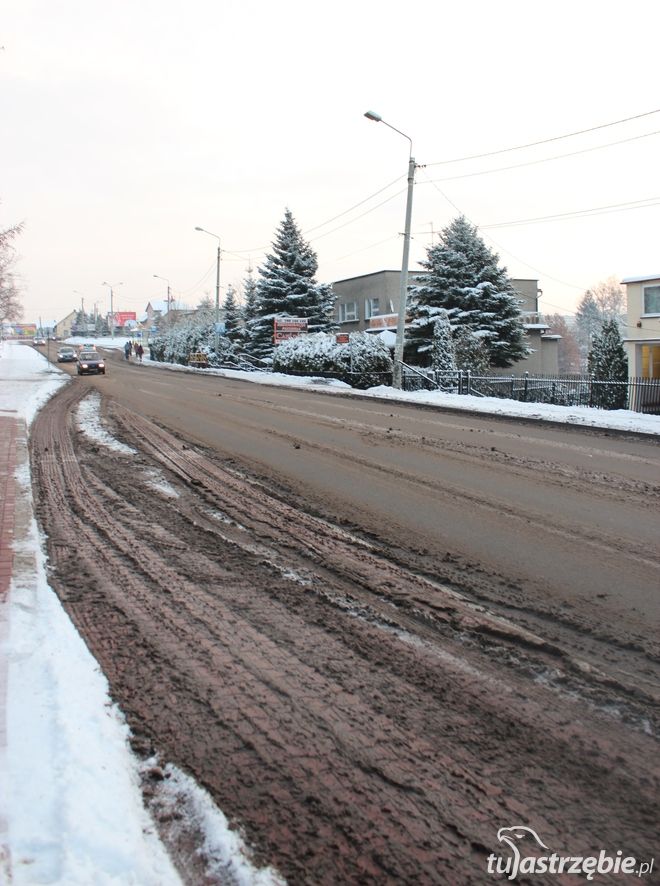 W tym sezonie zimowym kierowcy nie musieli się martwić zasypanymi drogami
