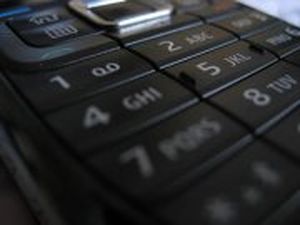 Policja ostrzega przed fałszywymi SMS-ami o loterii paragonowej, materiały prasowe