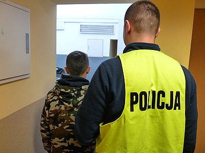 Nastolatkowie włamali się do garażu, KMP w Jastrzębiu-Zdroju