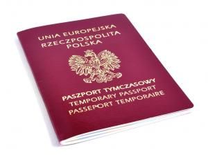 Teraz łatwiej można się zameldować i dostać paszport, 