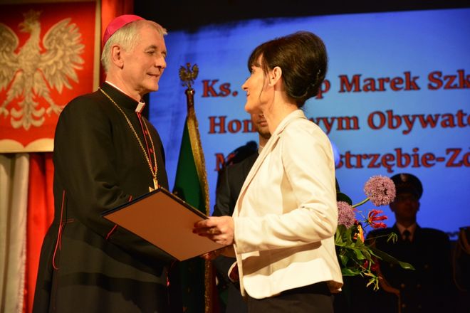 Ks. biskup Marek Szkudło odebrał honorowe obywatelstwo, Robert Cebula