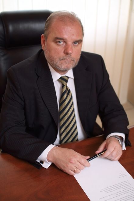 Jedną z podejrzanych w sprawie osób jest wiceprezydent Jastrzębia-Krzysztof Baradziej.
